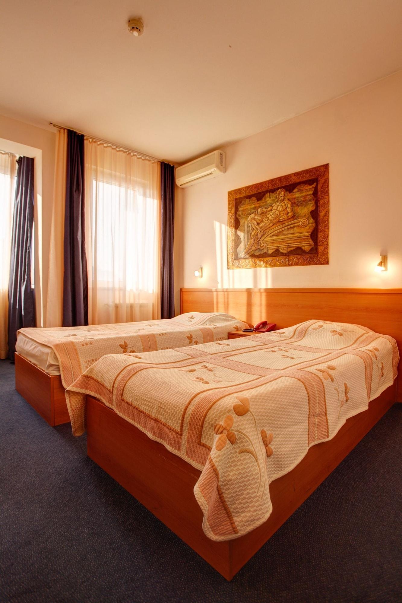 סופיה Central Plaza Hotel מראה חיצוני תמונה