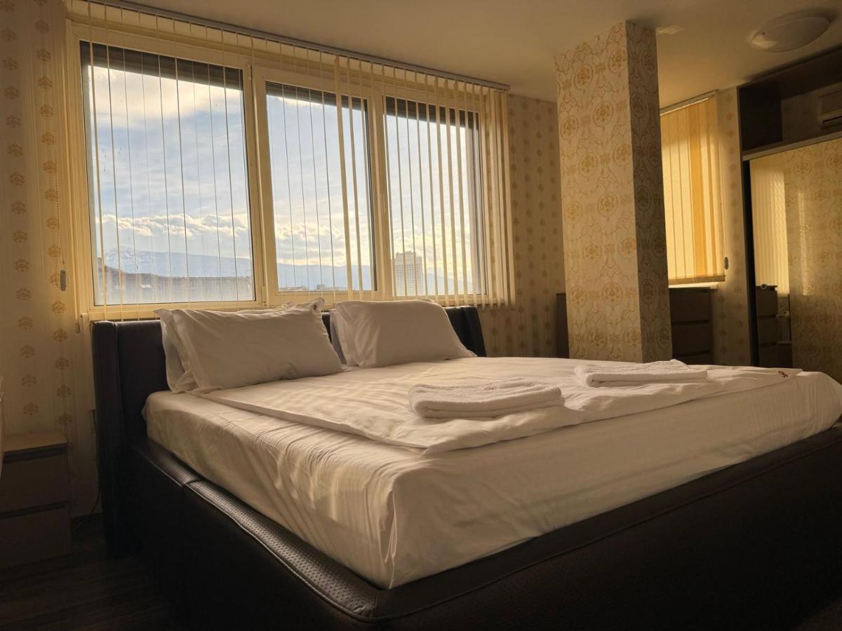 סופיה Central Plaza Hotel מראה חיצוני תמונה