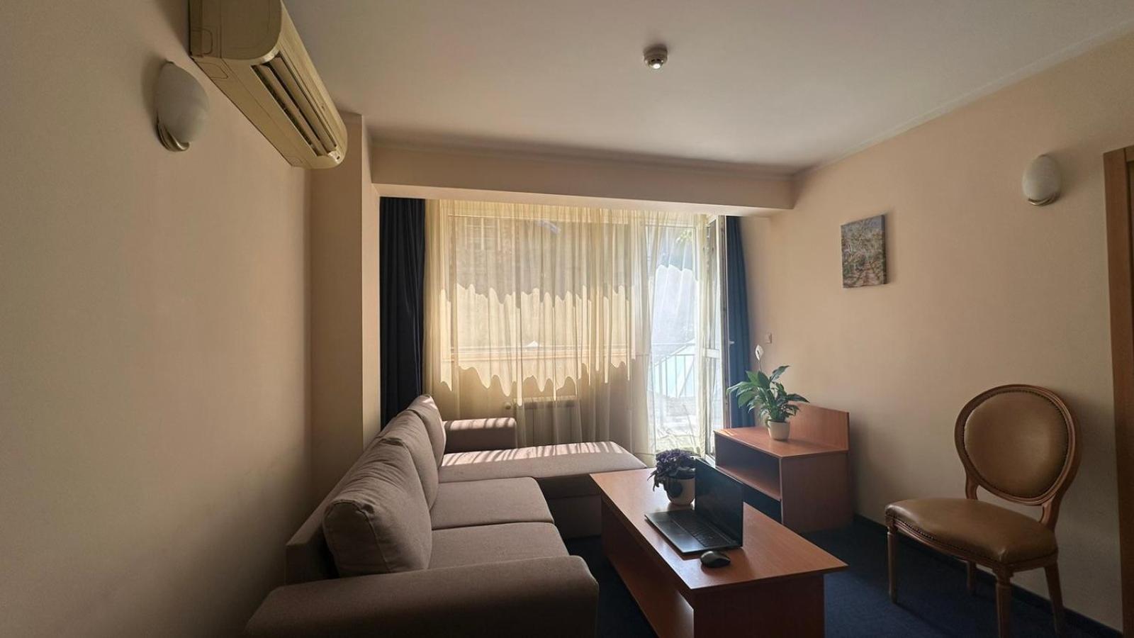 סופיה Central Plaza Hotel מראה חיצוני תמונה