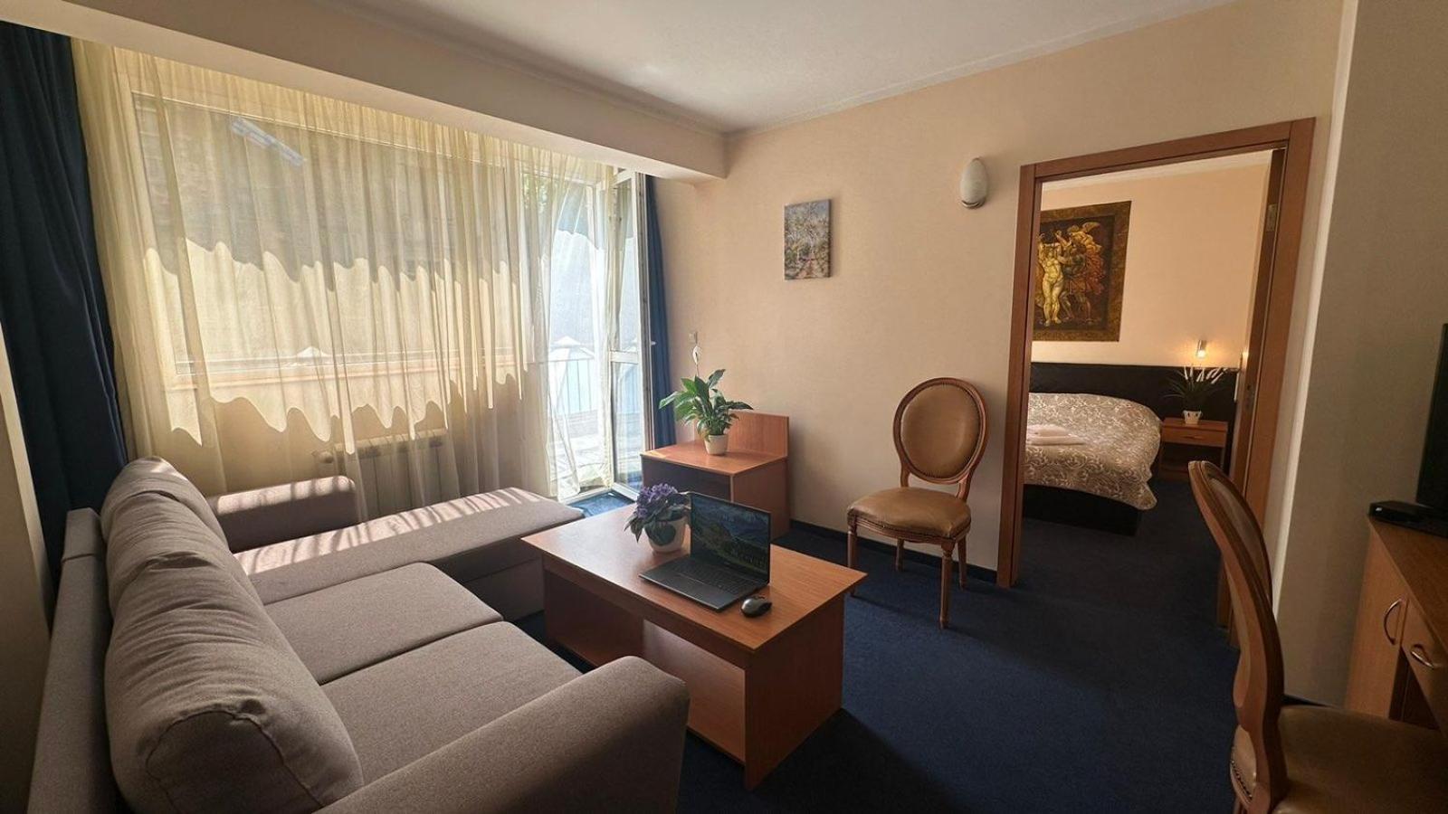 סופיה Central Plaza Hotel מראה חיצוני תמונה