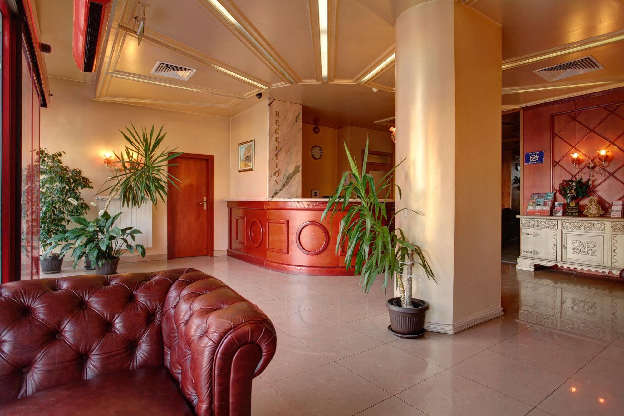 סופיה Central Plaza Hotel מראה חיצוני תמונה